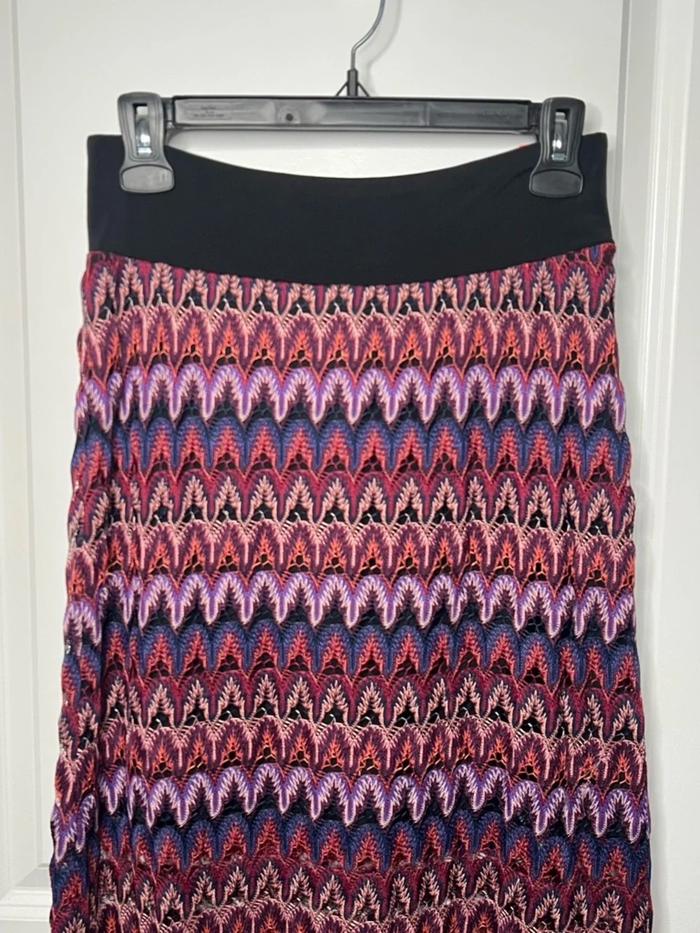 Karen Kane Burgundy-Multi Stretch Crochet Knit Maxi Skirt Sz XS Career Casual